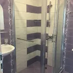 Golden Sea View بوموري