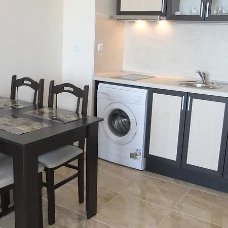 Apartment Golden Sea View