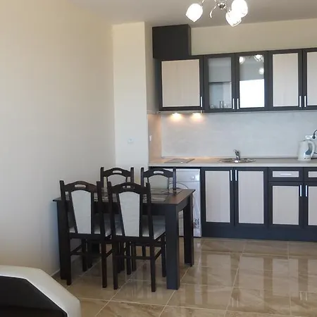 شقة Golden Sea View *