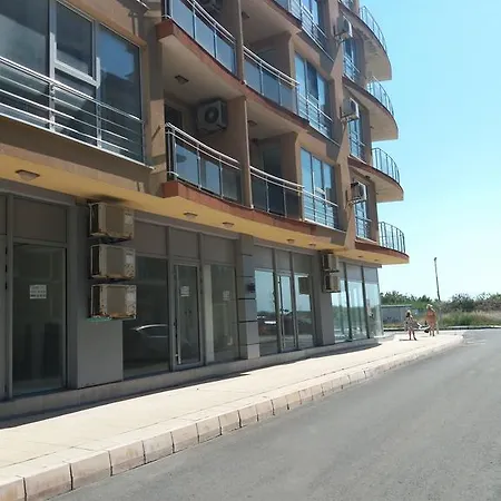 Apartment Golden Sea View