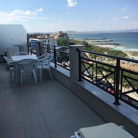 Apartment Golden Sea View Pomorie