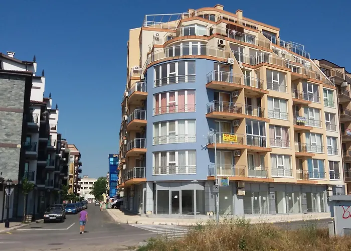 Golden Sea View Πομόριε