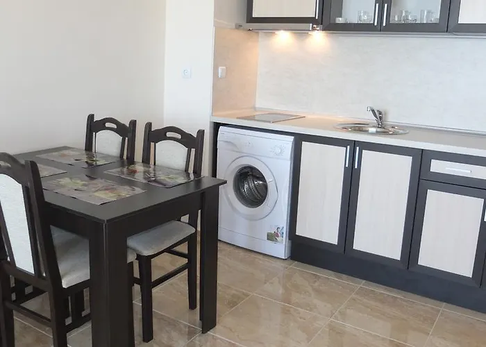 Διαμέρισμα Golden Sea View