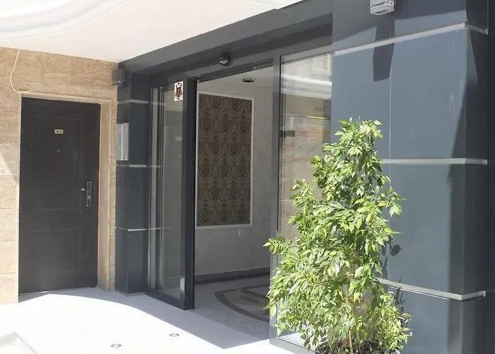 Апартамент Golden Sea View