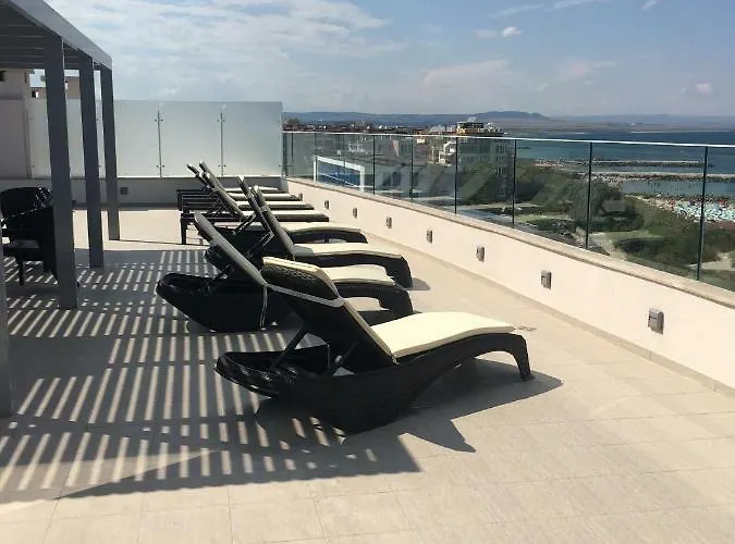 Golden Sea View Διαμέρισμα