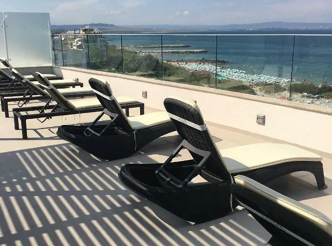 Golden Sea View Διαμέρισμα