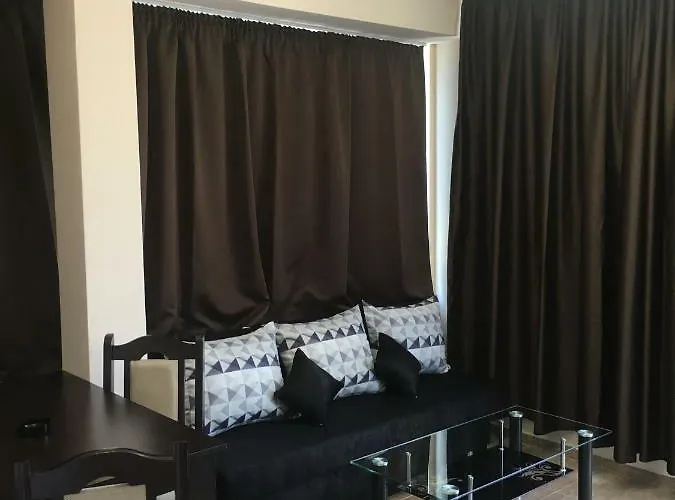 Апартамент Golden Sea View